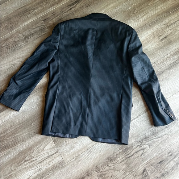 Black Saks Fifth Avenue charcoal gray wool pin strip 2 piece suit 44 R - Picture 2 of 16